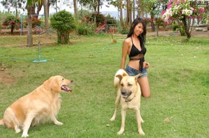 [TheBlackAlley] Rita Chan jugando con cachorros y mujeres hermosas