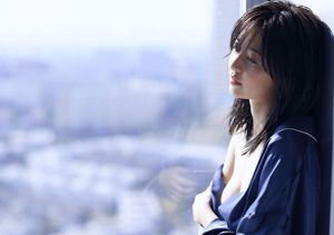 Rina Aizawa << Żegnaj niewinność.
