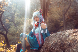 [Foto cosplay] Blogger di anime Xianyin sic - Luo Tianyi antico mito