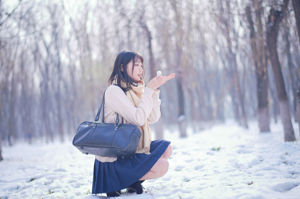 [Foto de COSER de una celebridad de Internet] Zhou Ji es un lindo conejito - Xuejing JK