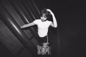 Muzi Xixi Xi「ハンサムなカウボーイ、レースの誘惑」[Girlt] NO.073