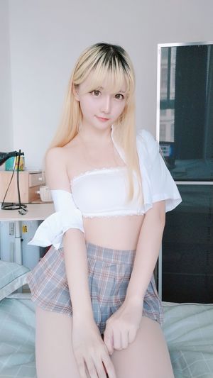 Cute Girl Stars „Short Skirt Uniform” [Welfare COSPLAY]