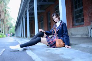 Liao Tingling / Kila Jingjing „Najlepsza uczennica w drodze ze szkoły”