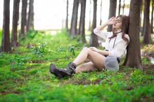 【台湾入札モデル】ウー・ユキ「リズと堕ちた松」