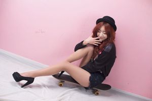 韓國美女模特敏兒棚拍寫真合集