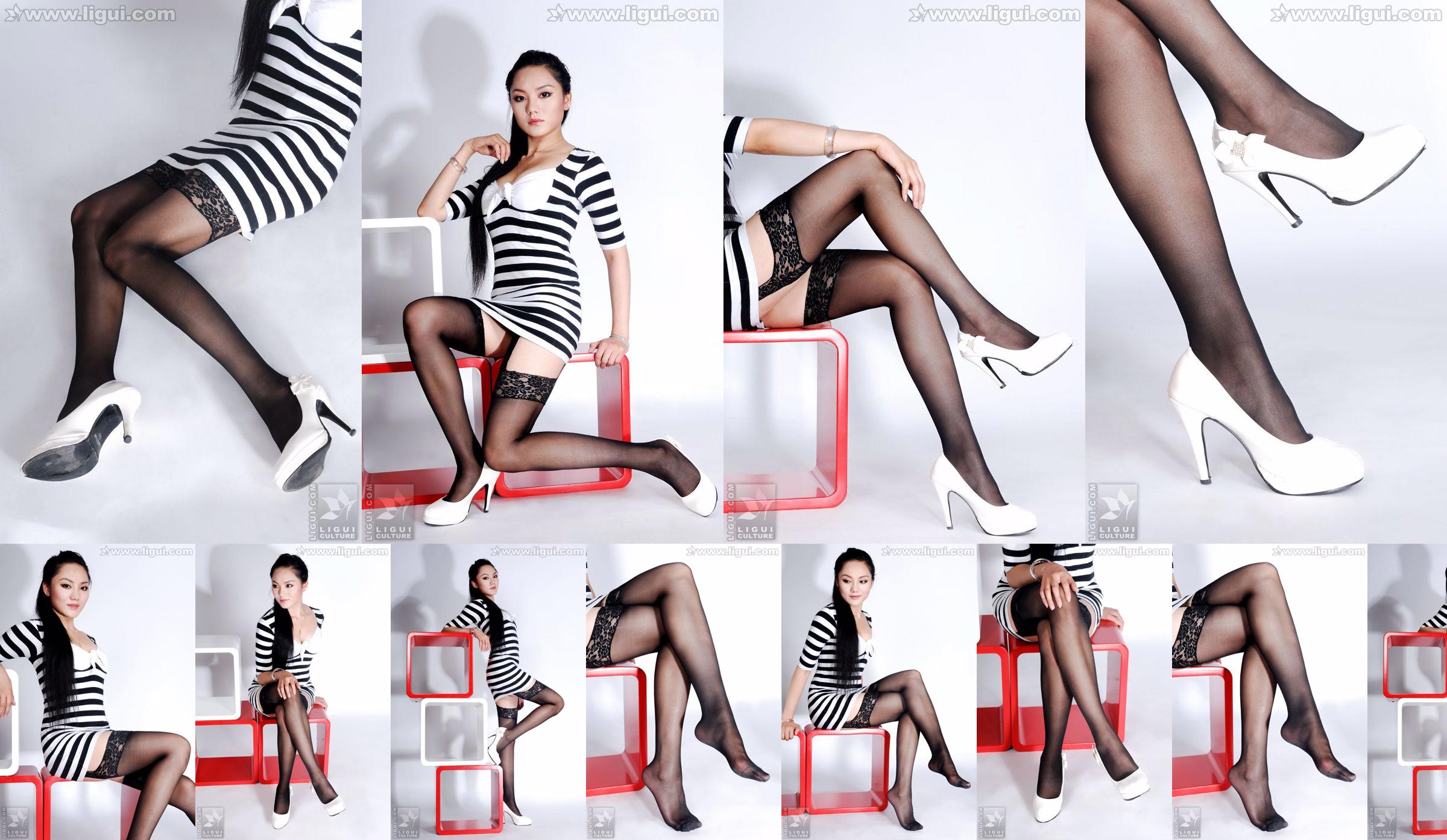 นางแบบ Yang Zi "The Charm of Stockings in Simple Home Decoration" [丽柜 LiGui] รูปถ่ายขาสวยและเท้าหยก No.1b2903 หน้า 1